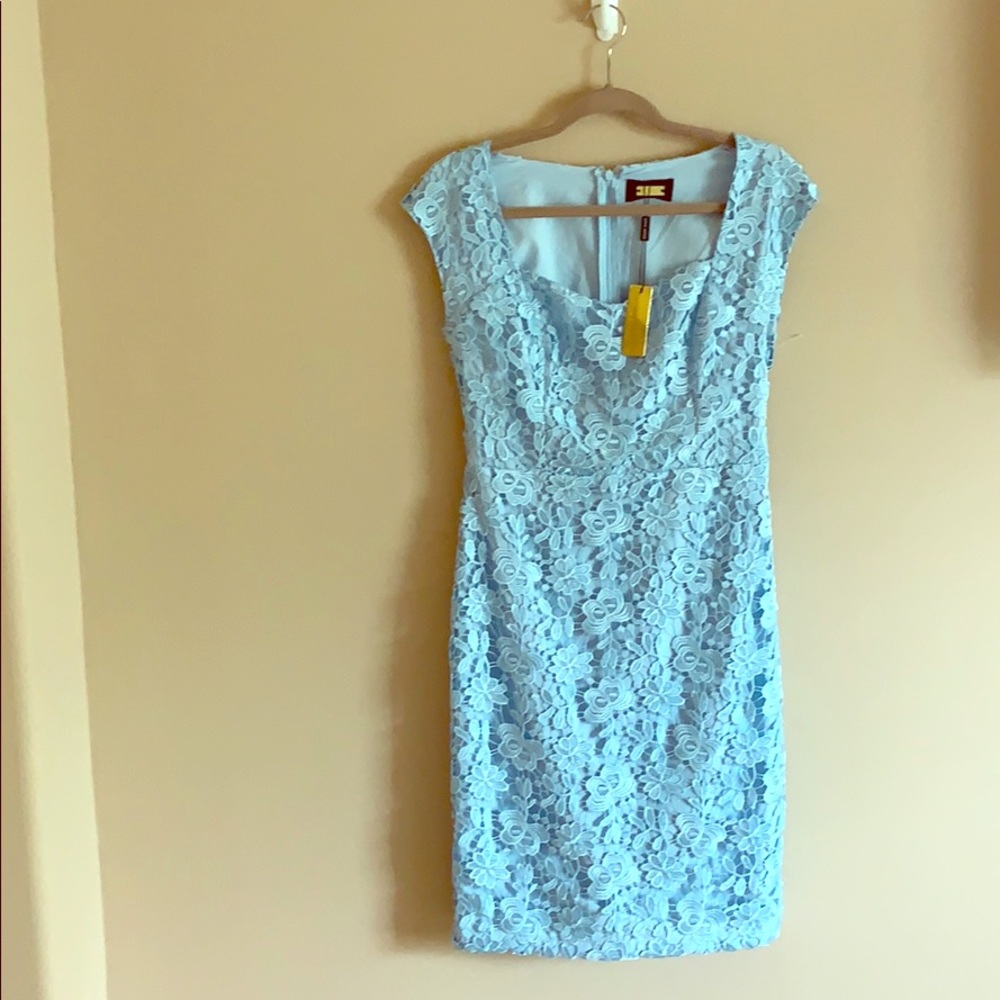 Gorgeous sky blue Alexia Admor dress